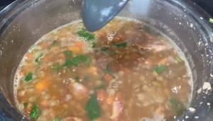 Mexican Lentil Soup Recipe: A Delicious & Healthy Twist