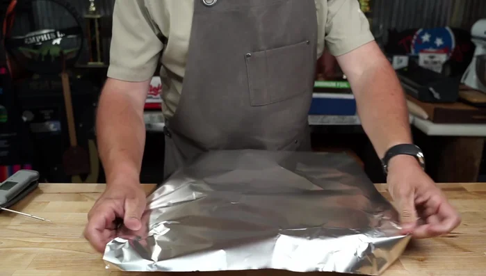 Let the pork belly rest in a container for some time.