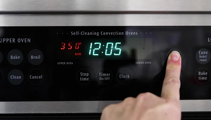 Preheat oven to 400°F (200°C). Cut cauliflower into bite-sized pieces.