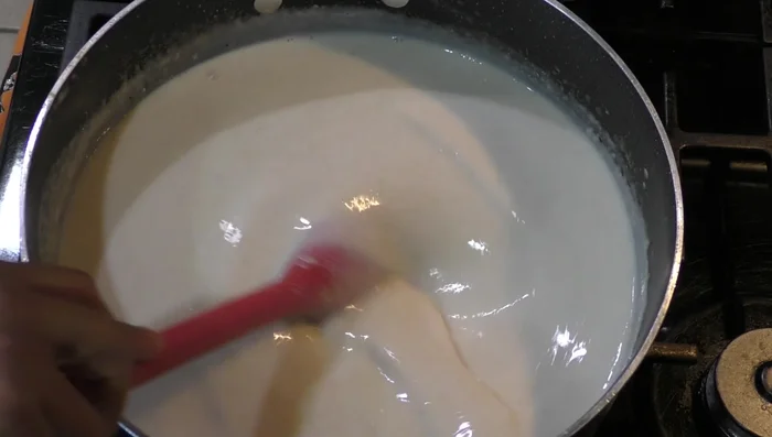 After 5 minutes of boiling, add sugar to taste. [158.72]