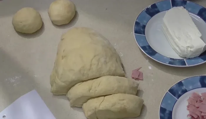 Second Rest: Let the shaped balls rest for another hour.