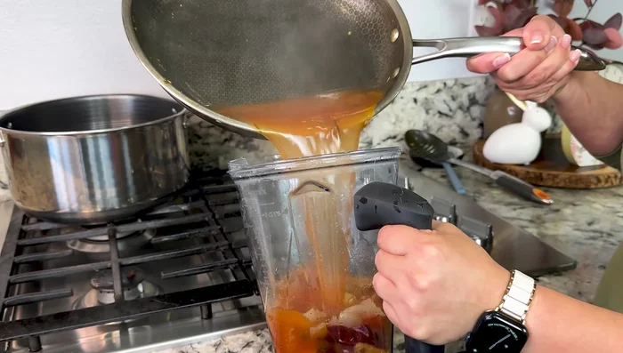 Blend the tomato mixture until smooth.