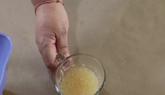 Melt the gelatin: Heat the bloomed gelatin in the microwave for 40 seconds or in a double boiler until completely liquid.