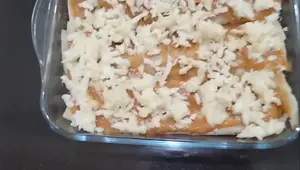 Cheesy Chicken Salad Recipe: A Flavorful & Easy Dish