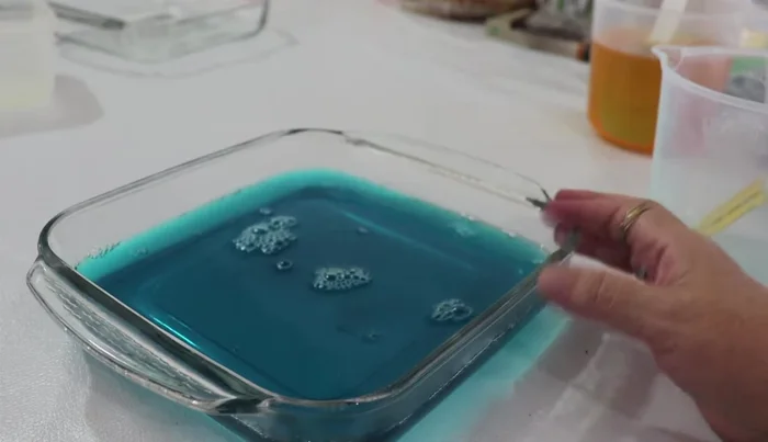 Refrigerate for at least 10 minutes until the gelatin sets.