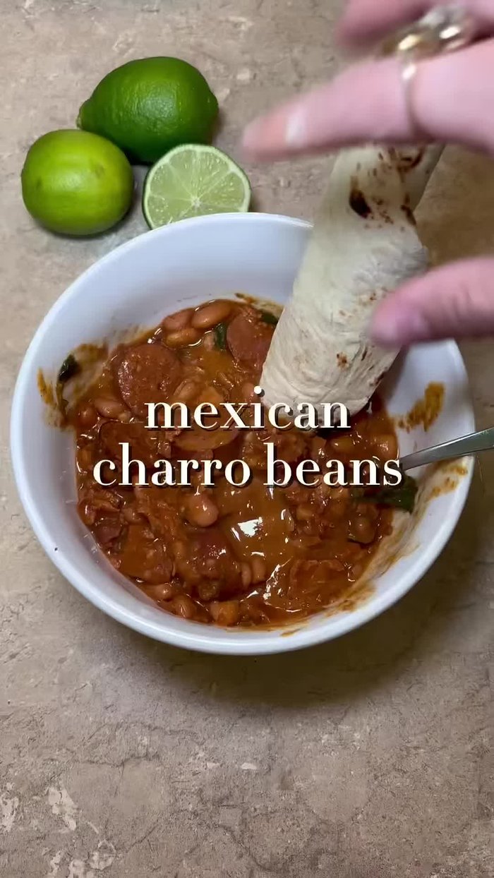 Let's start making Mexican cattle beans for dinner.