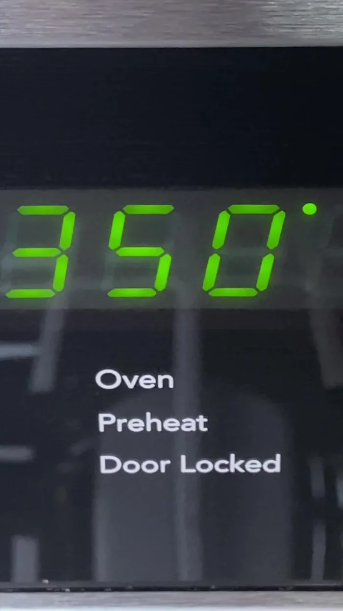 Preheat oven to 350°F (175°C), then reduce to 300°F (150°C). Bake for 20-22 minutes. Let cool before serving.
