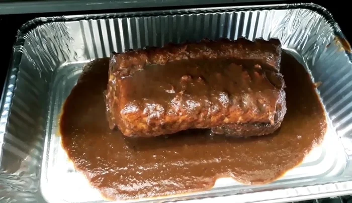 Bake: Place the loin in the oven at 200°C for one hour. (547.839)