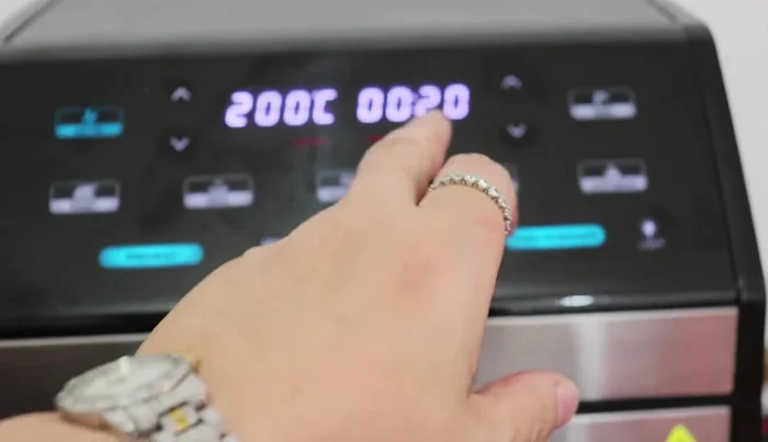 Preheat the air fryer to 200°C (approximately).