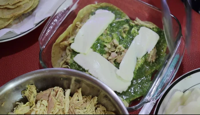Add slices of panela cheese.