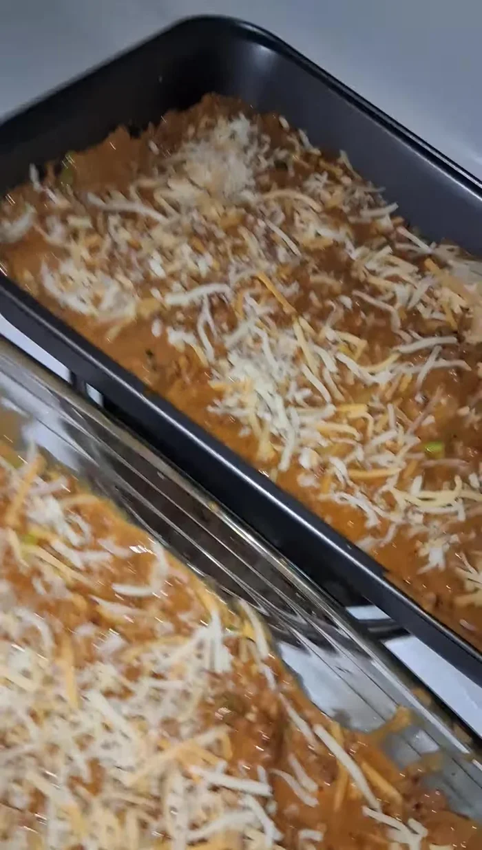 Bake at 350-400°F (175-200°C) for 2-3 minutes or until cheese is melted and bubbly.