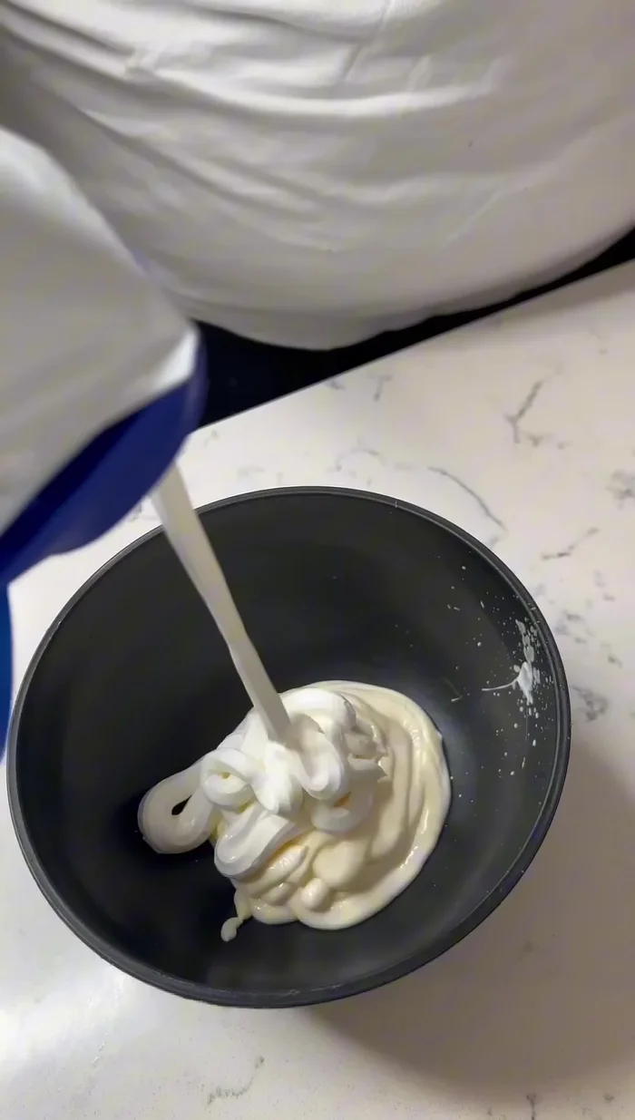 In a bowl, mix 1 tbsp mayonnaise, 1 tbsp sour cream, and the juice of half a lime.