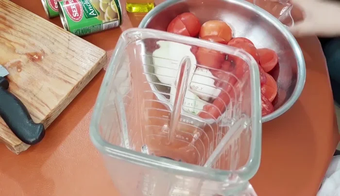 Blend garlic and onion (in batches if necessary) with water until smooth.