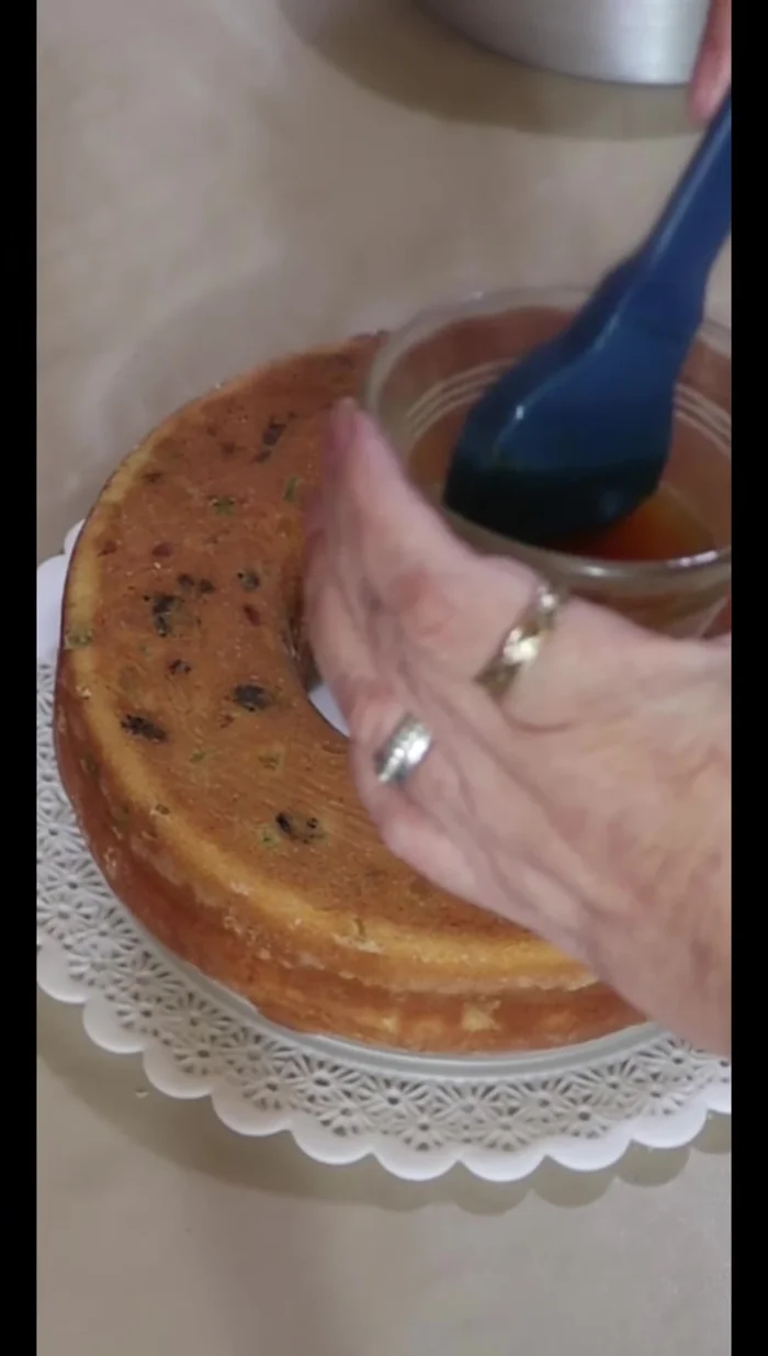 Glaze with pineapple jam (optional). (387.28)