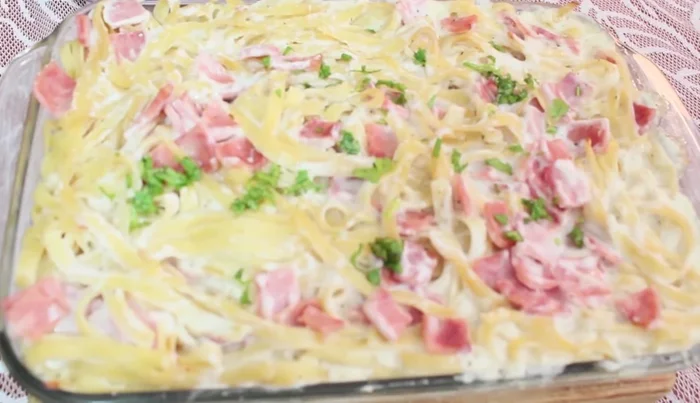 Garnish with chopped parsley and grated Parmesan cheese (optional) before serving.