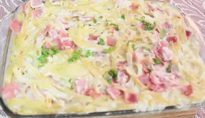 Creamy Alfredo Fettuccine: A Festive Christmas Pasta Recipe