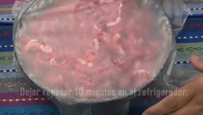 Cover the meat mixture and refrigerate for 10 minutes.