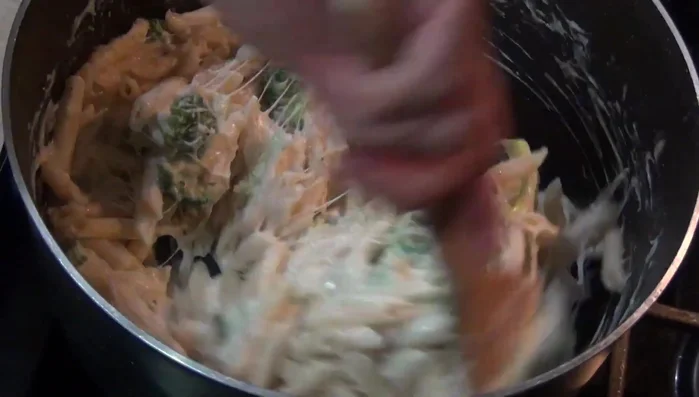 If necessary, add more milk or chicken broth to adjust the consistency.