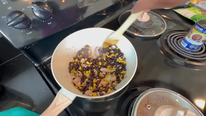 Let the chicken and vegetable mixture sit for a minute or two to absorb the flavors. (Start at 436.319)