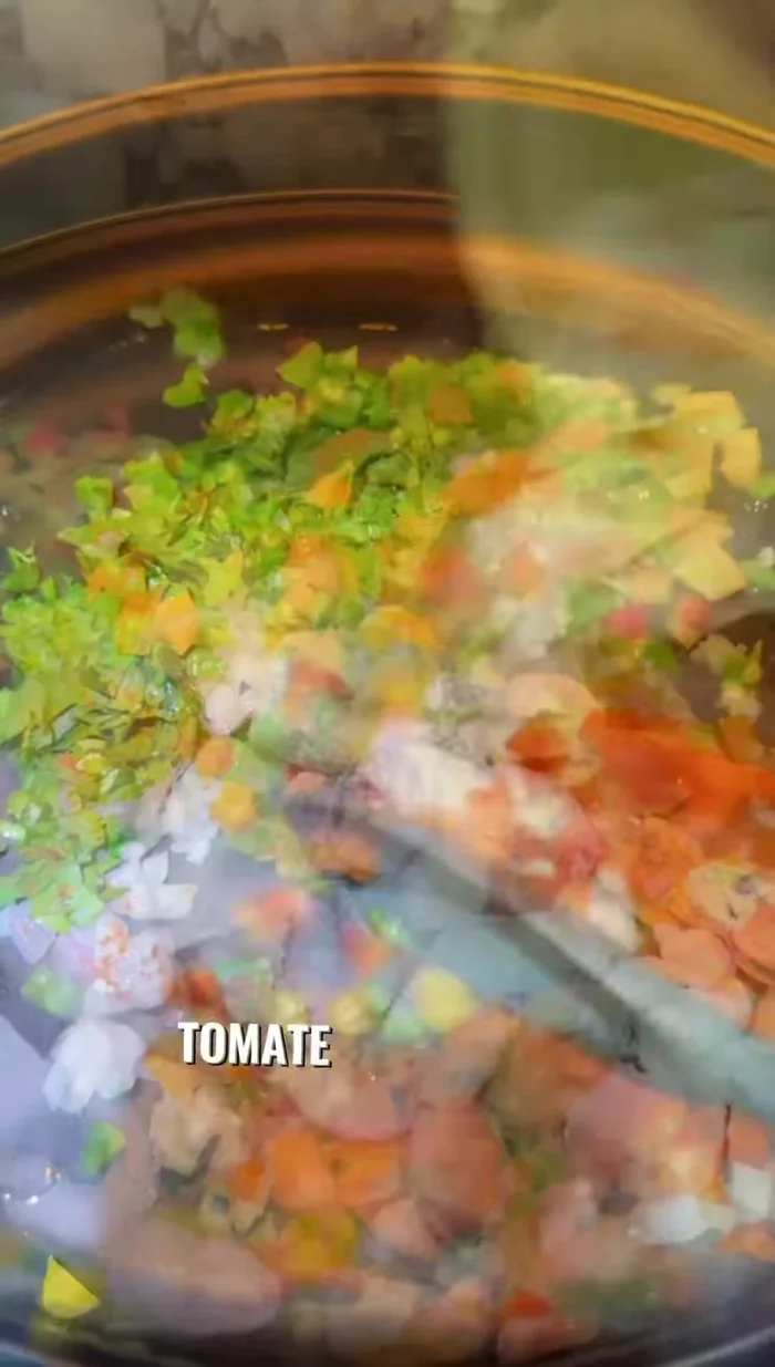 Prepare the fried tomatoes.