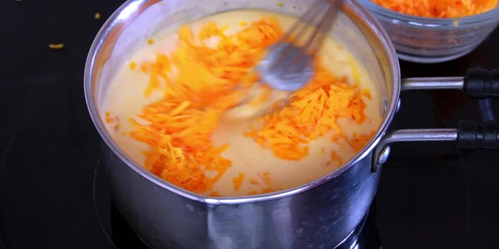 Serve immediately with sour cream and guacamole.