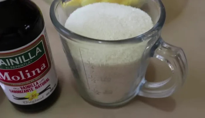 Prepare the filling: In a bowl, combine pineapple, sugar, vanilla, cornstarch, and cold water. Stir until the cornstarch is dissolved.