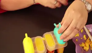 Refreshing Mango Popsicles (Mangonadas) Recipe