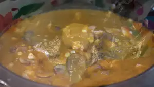 Mexican Chicken with Mushrooms & Red Sauce: A Jauja Cuisine Recipe