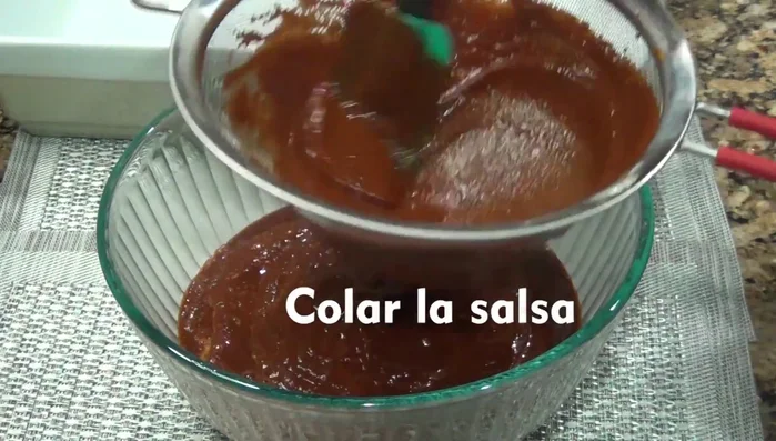 Strain the sauce.