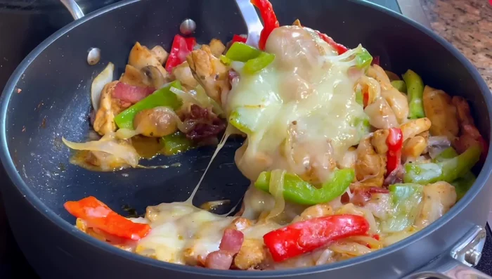 Serve chicken in tortillas with green sauce and lemon.